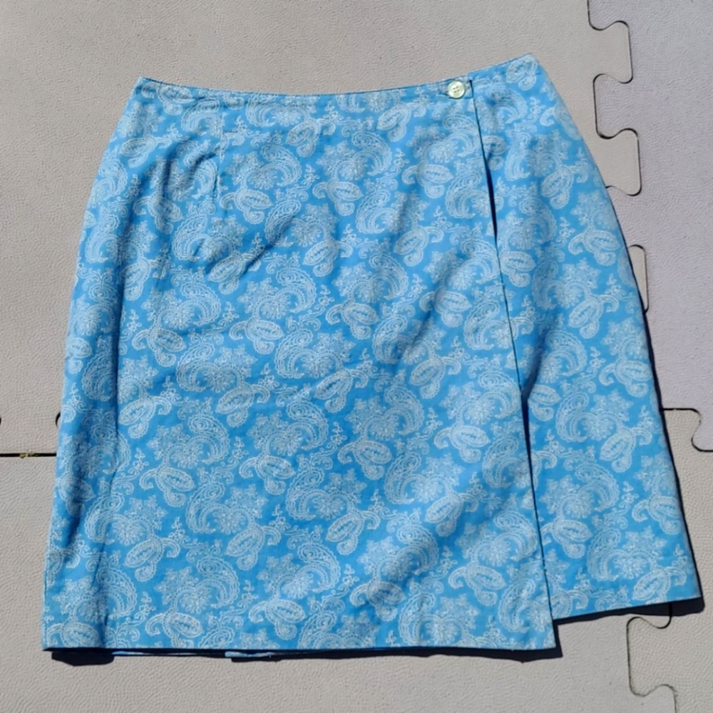Woman's Charter Club Wrap skirt size 8